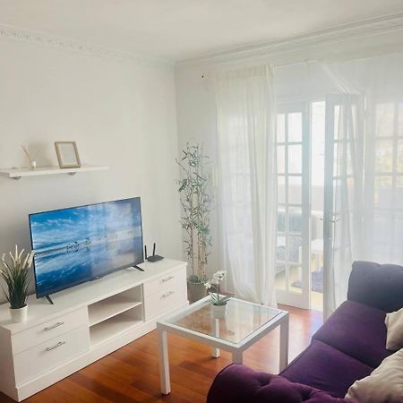Apartment Near The Ocean 아로나 외부 사진